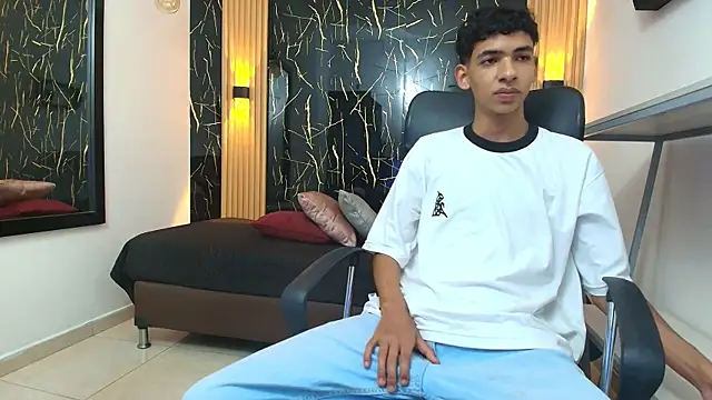 Snapshot of ValeriHot_1 chatting on 14, 3, 2026 ValeriHot 1 online show from 14, 3, 2026