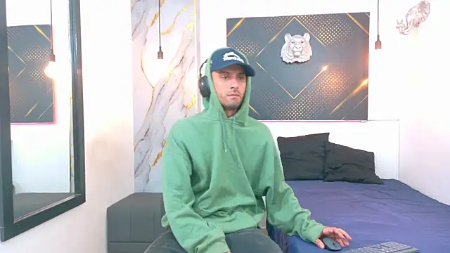 KingOfTemptation online show from 21, 7, 2026