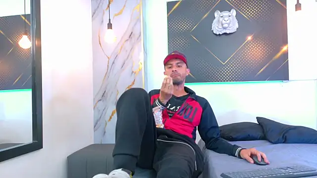 KingOfTemptation online show from 22, 7, 2026