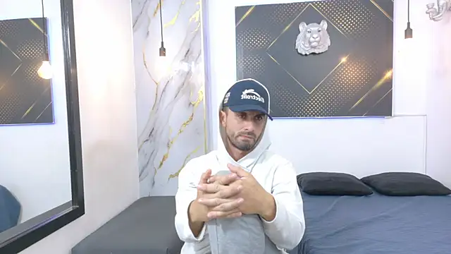 KingOfTemptation online show from 3, 8, 2026