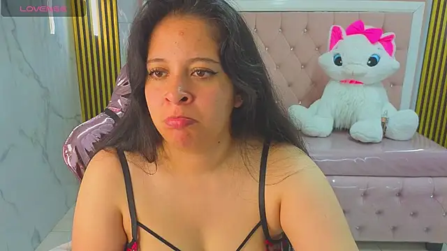 sara tellez s online show from 8, 5, 2026