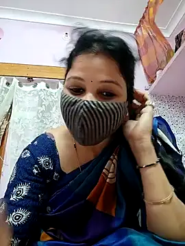 Snapshot of Rani_Mukherjee7676 chatting on 15, 4, 2026 Rani Mukherjee7676 online show from 15, 4, 2026