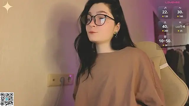 Luna Moon13 online show from 19, 4, 2026