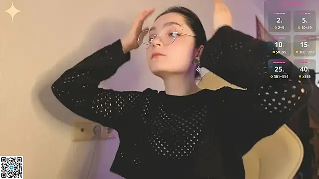 Luna Moon13 online show from 24, 4, 2026