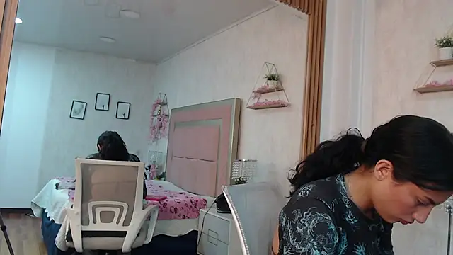 Madii  online show from 8, 5, 2026
