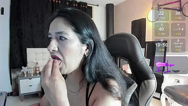 Snapshot of Vicky_Angeel chatting on 27, 6, 2026 Vicky Angeel online show from 27, 6, 2026