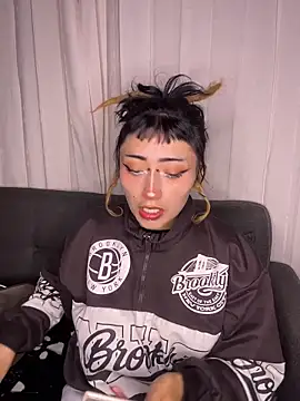 baby akuma online show from 19, 3, 2026