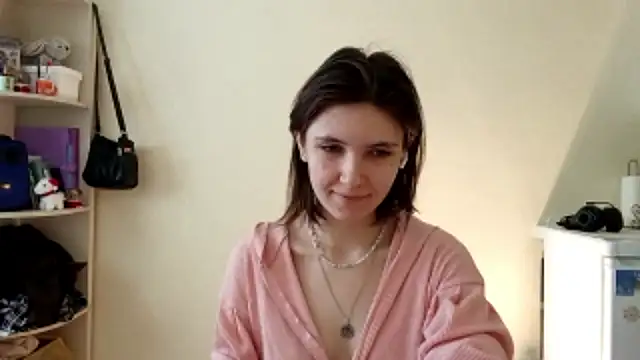 Snapshot of FluffyKisses chatting on 15, 3, 2026 FluffyKisses online show from 15, 3, 2026