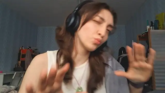 Snapshot of CindyLight chatting on 17, 3, 2026 CindyLight online show from 17, 3, 2026