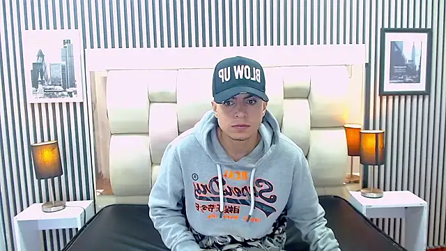 Snapshot of Alex_Wolft chatting on 12, 3, 2026 Alex Wolft online show from 12, 3, 2026