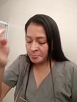 Snapshot of Dr_Edna_naughty chatting on 24, 4, 2026 Dr Edna naughty online show from 24, 4, 2026
