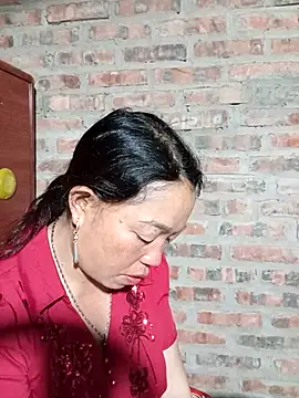 Snapshot of Yellow-pink chatting on 9, 3, 2026 Yellow-pink online show from 9, 3, 2026