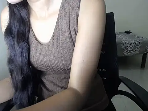 Snapshot of shreya_sharma01 chatting on 9, 4, 2026 shreya sharma01 online show from 9, 4, 2026