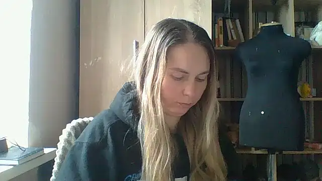 Mollie365 online show from 17, 3, 2026