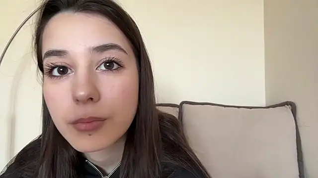 Snapshot of AdeleVelvet chatting on 13, 3, 2026 AdeleVelvet online show from 13, 3, 2026