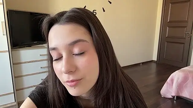 Snapshot of AdeleVelvet chatting on 15, 3, 2026 AdeleVelvet online show from 15, 3, 2026