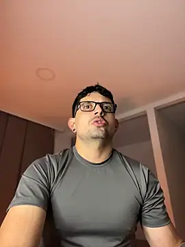 TroyeSavage online show from 6, 5, 2026