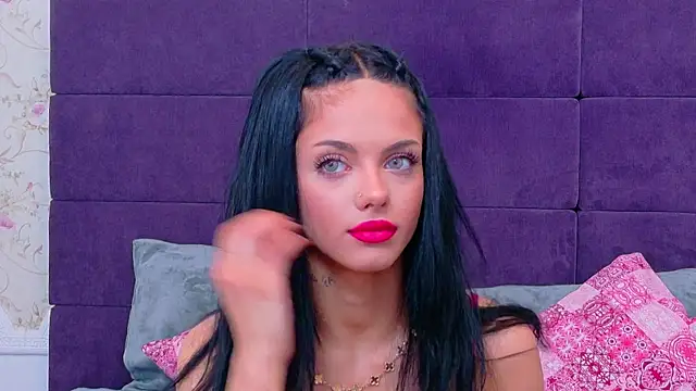 NataliaCroft online show from 6, 5, 2026
