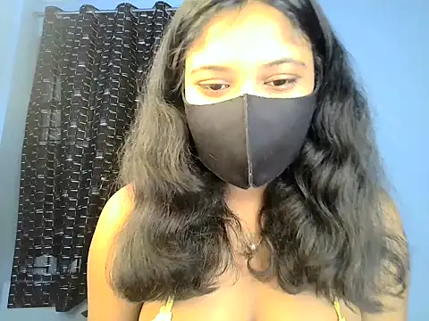 KASHISH SINGH  online show from 18, 5, 2026