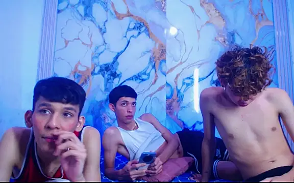 Desire Boys1 online show from 28, 4, 2026