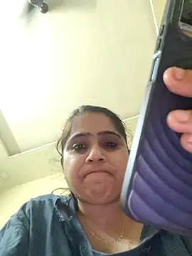 Snapshot of riyasingh9900 chatting on 10, 3, 2026 riyasingh9900 online show from 10, 3, 2026