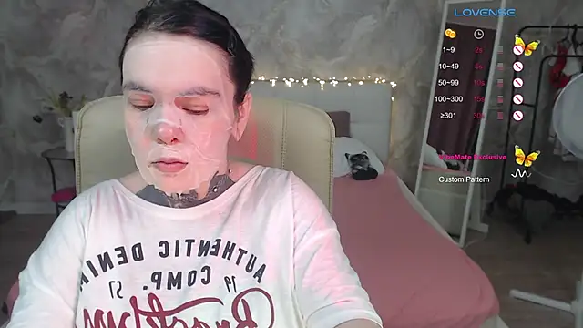 Qwerty Anna Lbo online show from 20, 3, 2026