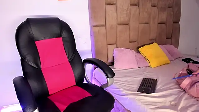 Snapshot of joeli_sweet chatting on 9, 3, 2026 joeli sweet online show from 9, 3, 2026