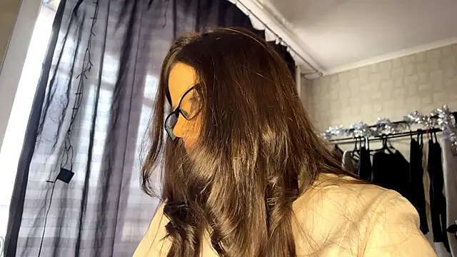 AnnyLadger online show from 17, 3, 2026