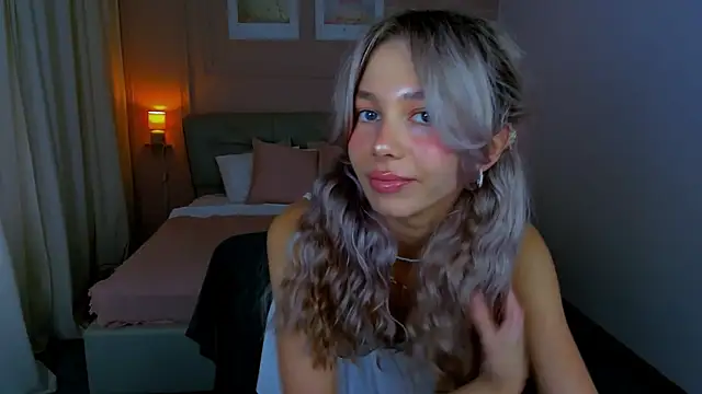 LuluAlis online show from 25, 7, 2026