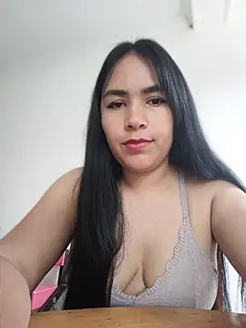 Snapshot of Karla__Morrison chatting on 13, 4, 2026 Karla Morrison online show from 13, 4, 2026