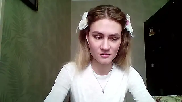 Snapshot of ElenoreHolguin chatting on 11, 3, 2026 ElenoreHolguin online show from 11, 3, 2026