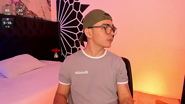 NicoKinggs  online show from 30, 4, 2026