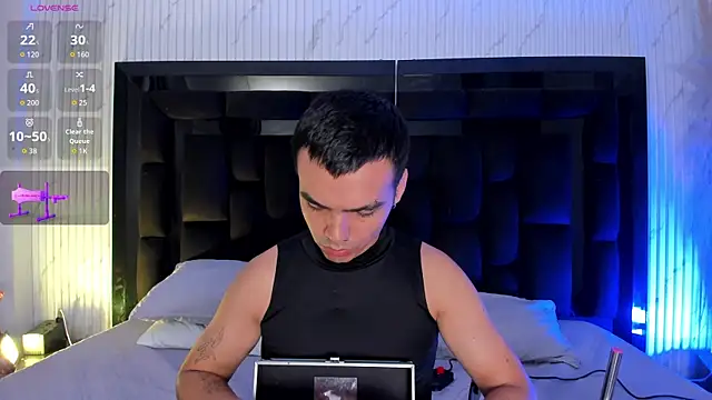 NicoKinggs  online show from 4, 5, 2026