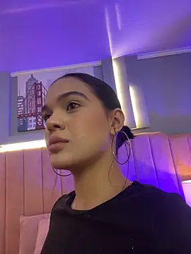 Bella-Ferrer online show from 18, 3, 2026