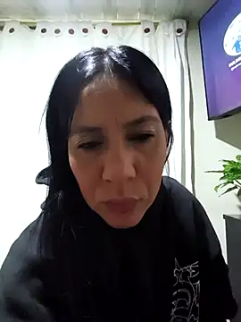 Snapshot of Camillemonroe_ chatting on 20, 5, 2026 Camillemonroe online show from 20, 5, 2026