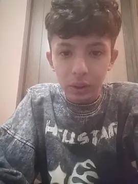 Snapshot of Daniel_Roy chatting on 23, 4, 2026 Daniel Roy online show from 23, 4, 2026