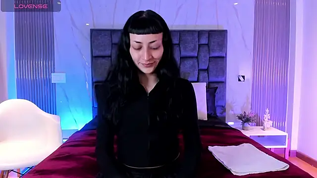 Demetra devill online show from 17, 3, 2026