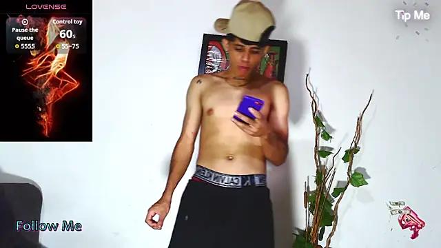 Snapshot of Dark_devil_7777 chatting on 13, 3, 2026 Dark devil 7777 online show from 13, 3, 2026