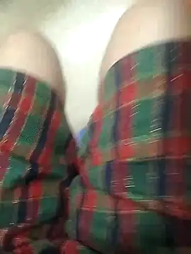 Snapshot of Amanda__ena- chatting on 19, 3, 2026 Amanda ena- online show from 19, 3, 2026