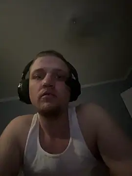 Snapshot of BoredGamer420 chatting on 16, 4, 2026 BoredGamer420 online show from 16, 4, 2026