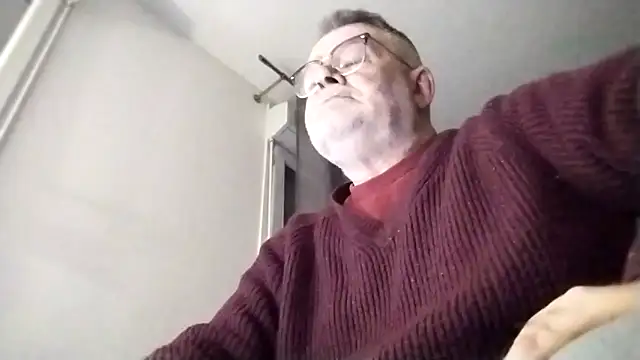 Snapshot of oura chatting on 15, 3, 2026 oura online show from 15, 3, 2026