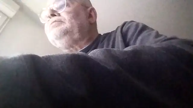 Snapshot of oura chatting on 17, 3, 2026 oura online show from 17, 3, 2026