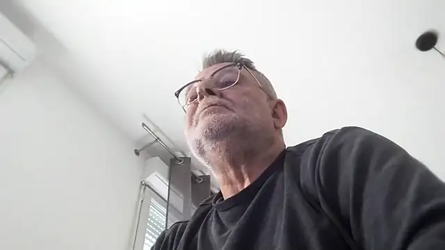 Snapshot of oura chatting on 18, 3, 2026 oura online show from 18, 3, 2026