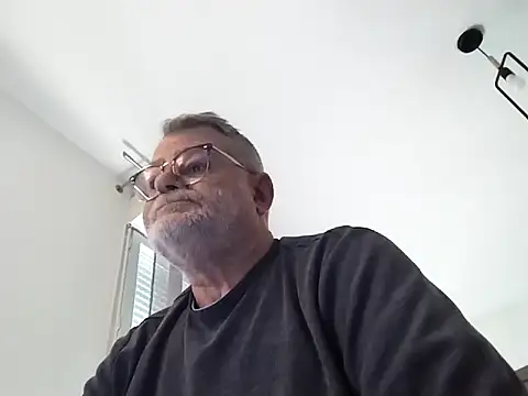 Snapshot of oura chatting on 21, 3, 2026 oura online show from 21, 3, 2026