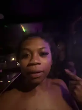 essencecora online show from 12, 3, 2026