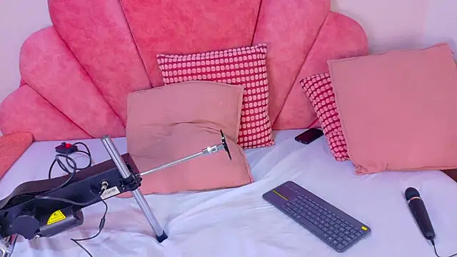 Meganlove   online show from 6, 5, 2026