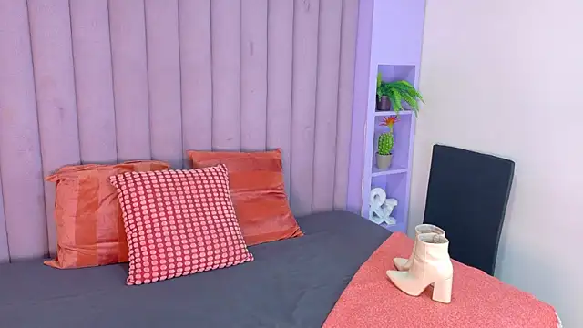 Meganlove   online show from 15, 6, 2026