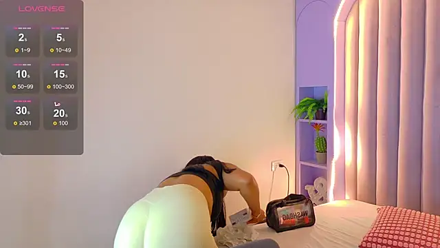 Meganlove   online show from 20, 6, 2026
