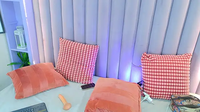 Meganlove   online show from 29, 6, 2026