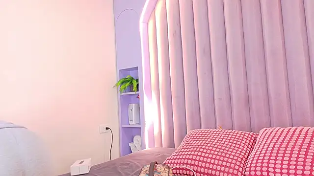 Meganlove   online show from 10, 7, 2026